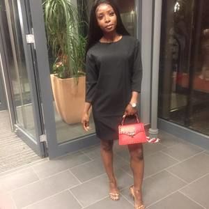 Meet your Posher, Iesha